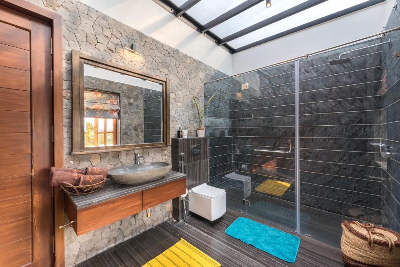 Saffronstays Happy Fields, Pune - Luxury Farmstay With Farm To Table Food 외부 사진